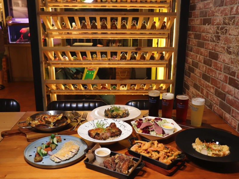 沃野 18 Oh Yeah 18 Bistro：大學路18巷內台南老屋質感餐酒館餐廳.美味精緻的台義料理擄獲府城人心/台南成功大學週邊美食聚餐餐廳推薦 - 進食的巨鼠