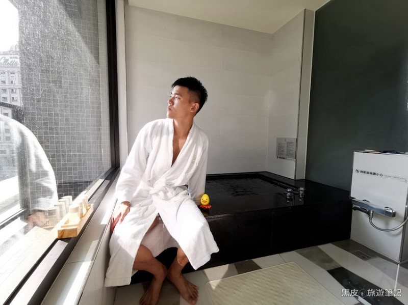 宜蘭礁溪溫泉推薦。築闊礁溪渡假飯店│親子天空景觀戲水池，在房間享受兩人的泡湯時光 - 黑皮的旅遊筆記