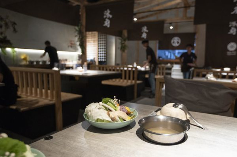 沐府 MU-FU Nabemono 竹北成功店 - 想念這般寬敞舒適