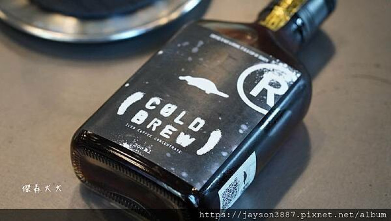 【食記】台北| 東門* 鴨嘴獸咖啡The Platypus Café 滑板藝術裡的咖啡試驗所