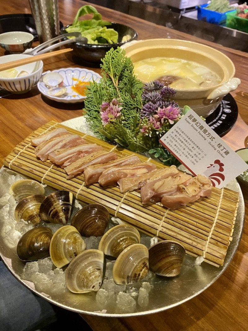 午間限定商業套餐！【脂板前鍋物】以平價的價位享受高檔的鍋物料理