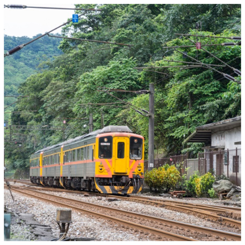 鐵道迷一定要簽到！前進傳說中開車到不了的車站，吃古早味刨冰、超搶手肉桂捲，展開三貂嶺、雙溪一日支線小旅行。