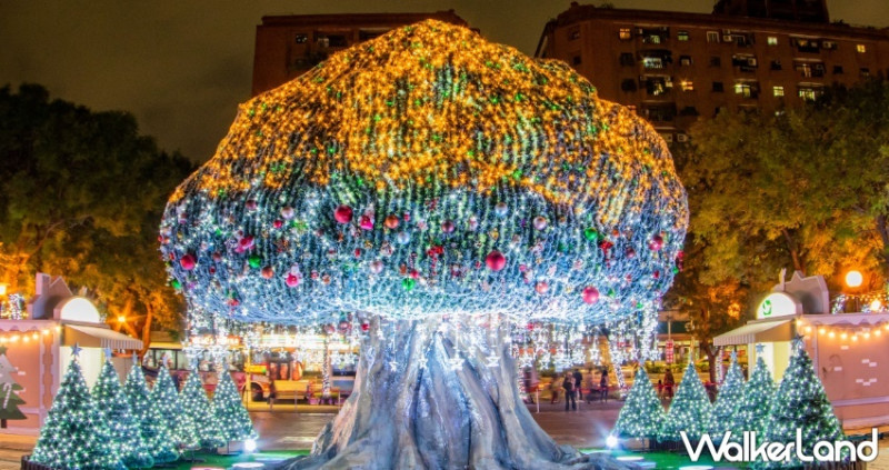 這畫面真的太美！2019新北歡樂耶誕城11/15正式登場，一樹雙塔雷射光雕秀、「森林沐浴」裝置藝術討論度爆表，令網美們陷入瘋狂搶拍打卡。