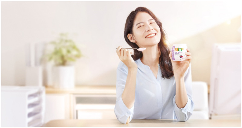 健康可以很美味，解饞首選AB優酪乳，新推出「AB+優格新系列」，無負擔又滿足。