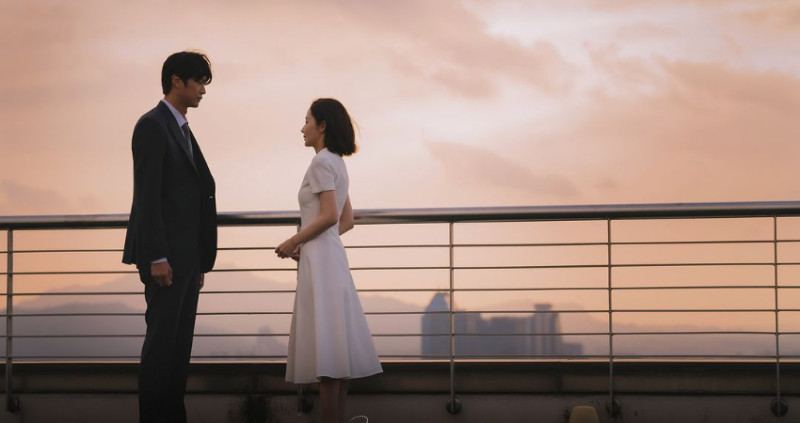 《和我老公結婚吧》罹癌人妻朴敏英手撕假面閨蜜，收視率衝破7%！盤點漫畫VS戲劇「4點差異」。