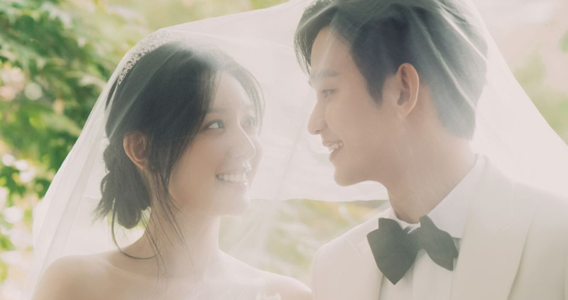 話題韓劇《淚之女王》女主金智媛的10個小秘密，出道14年唯一緋聞只有柳演錫，曾在芝加哥生活，劇裡秀超溜英文實力。