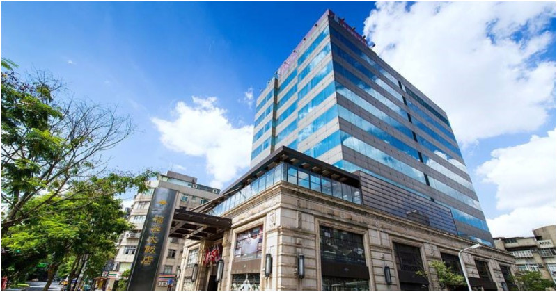 飯店控快筆記！福容台北一館推出17周年限時優惠 續住1799元再免費升等。