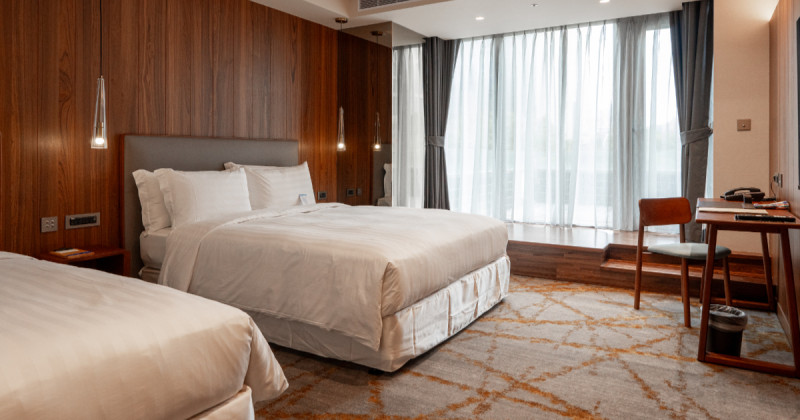 母親節城市假期提案！SAWAA × Home Hotel打造高質感聯名專案，入住加碼送保養禮盒。