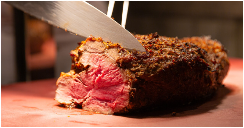 吃到飽千元有找！台北萬豪下午茶六大餐檯50道料理，899元吃到飽。