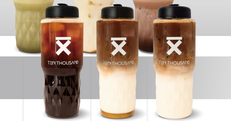 一公升咖啡喝超飽！一萬咖啡推一公升咖啡，超大容量瓶幫你續命。