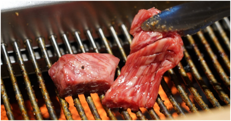 網友公認第一名沖繩燒肉！ 琉球の牛  燒肉控國際通必吃美味，想吃一定要先預約。