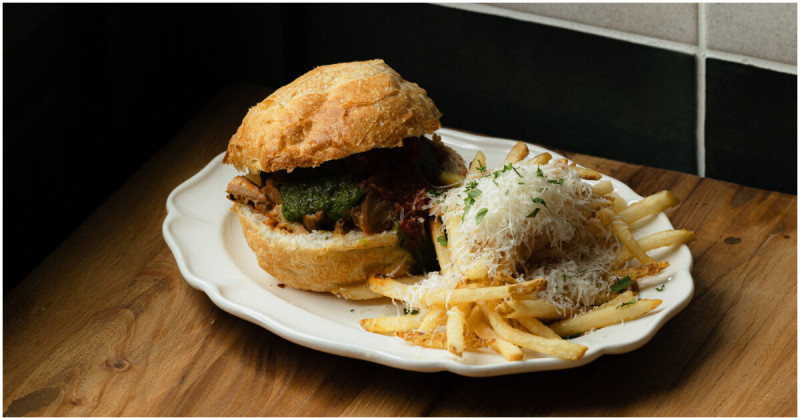 義式鹹甜全攻略！從午餐到晚餐、從鹹食到甜點，一站式完成義大利食尚的美好體驗。