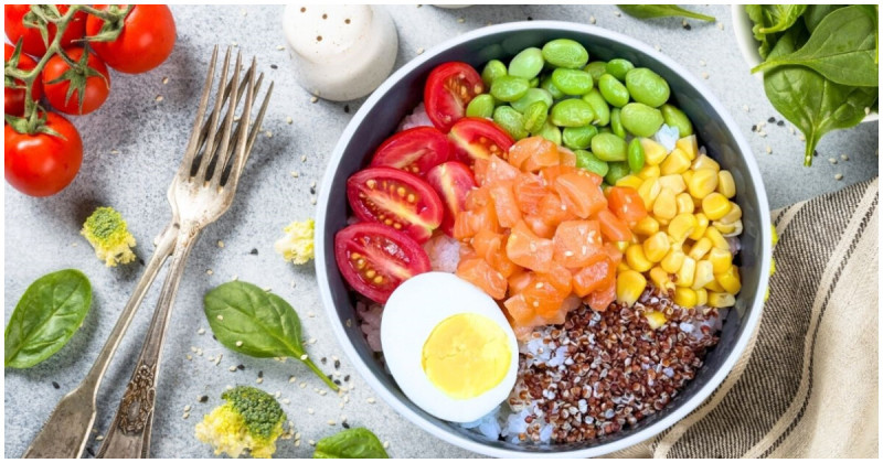 鮭魚刺身68元！美威鮭魚信義店7/25開幕，現切鮭魚磚下殺900元、再加碼送鮭魚握壽司。