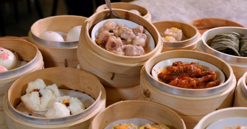 新葡苑港點推車吃到飽升級！888元港點吃到飽只有一間，4人同行1人免費。