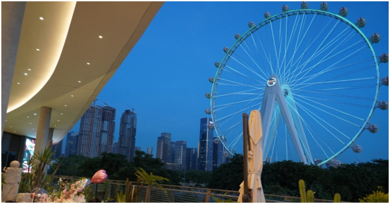 深圳景觀餐廳推薦！遇見花瓣 融合花藝設計、多國料理餐廳，盡覽摩天輪與海灣美景。