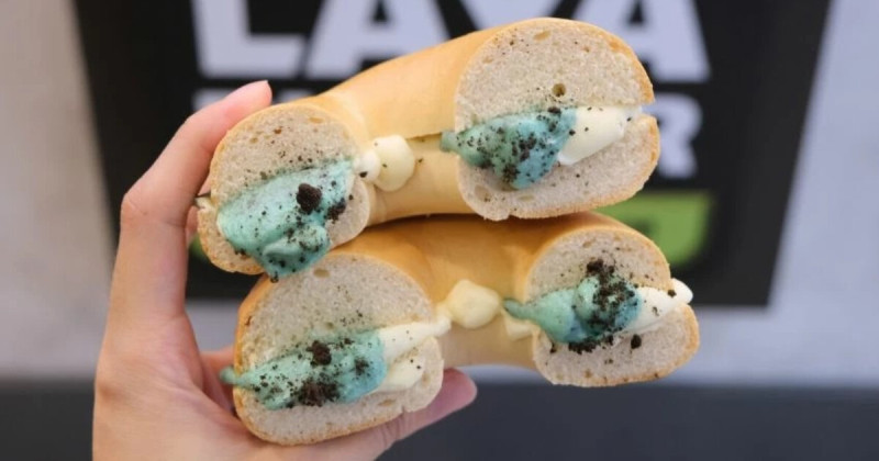 拉亞買一送一！脆上爆紅乳酪貝果買一送一，外送優惠訂起來。