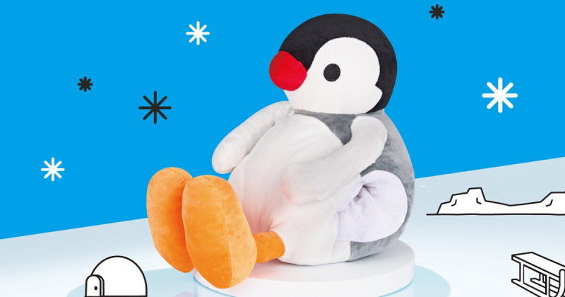 寶雅企鵝家族0元換購！5款Pingu企鵝家族聯名，超大坐姿抱枕要搶。