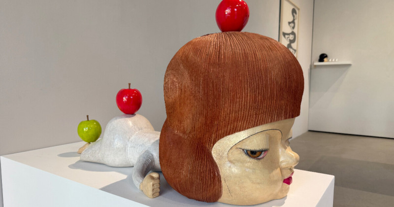 台北展覽免費逛！日本藝術家手嶋大輔 視點個展，躺平厭世小女孩超欠拍。