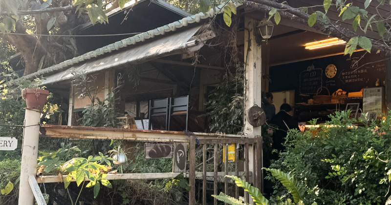 桃園秘境咖啡廳！普勒小姐柴燒窯烤麵包 沒預約吃不到，一週只營業3天、楊梅美食推薦。