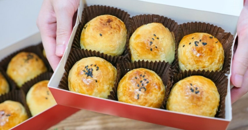 蛋黃酥控衝SOGO搶！不二糕餅蛋黃酥快閃台北，迷你蛋黃酥也有。