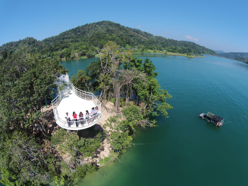 2014日月潭花火節即將開跑！ 日月潭向山觀景平台讓你俯瞰日月潭美景！ 