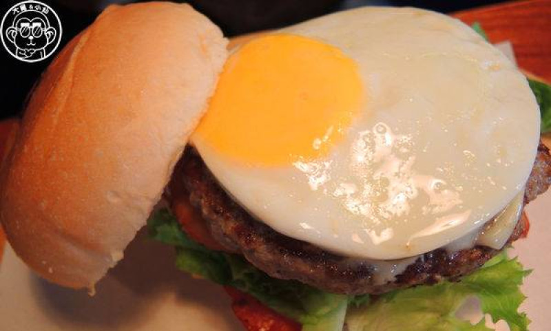 呷飽祙【台北松山･漢堡控館Burger Control Bistro】漢堡控來漢堡控館              