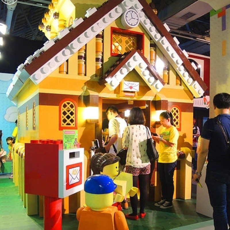 期間限定【103.06/20-103.9/14台北･Fun大吧！積木村】一起成為樂高積木村民吧              