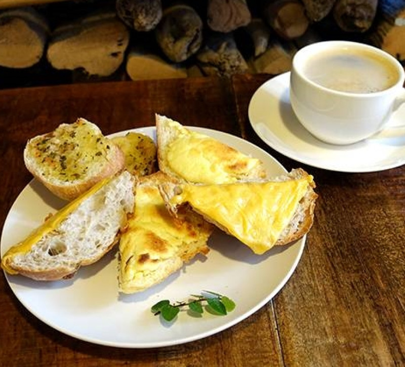 台東人氣窯烤麵包　＊曙光森林＊