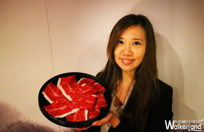 海霸王重出江湖代表作【打狗霸】，平價火鍋吃到飽居然出現黑鮪魚生魚片！穩坐西門町餐廳最高CP值首霸！