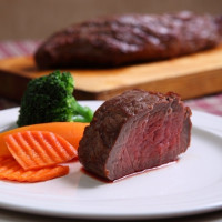 【窩客島周三小食堂】哞~~哪款牛排最對味？