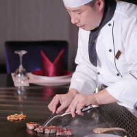 【窩客島週三小食堂】啪滋啪滋肉片會在眼前彈跳的燒燙燙"鐵板燒"駕到！