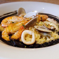 老饕一定要吃的義大利菜！堪稱最道地的「貳拾」義大利餐酒館，要用全新「海鮮炸飯糰、羅馬肉排」強勢挑戰義大利菜必吃清單。