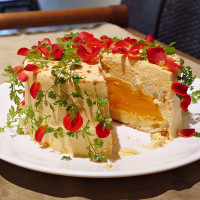 結合音樂與美食的藝術饗宴！The One攜手「灣聲樂團」獨家打造「莊園音樂會」，再加碼推出「蔬果花園蛋糕」打造最華麗感官享受。