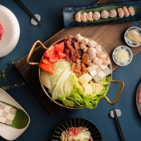 牛肉鍋物控久等了！頂級奢華「牛琅」溫體牛火鍋、每日新鮮直送台南溫體牛肉，中式建築風格、開放廚房設計，吃一次就會喜歡的牛琅牛肉鍋。