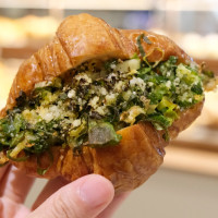 信義區麵包控衝！秒殺麵包MOO插旗台北101，3大必吃上架就搶空。