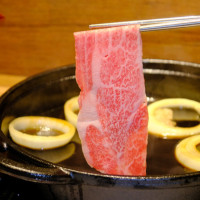 368元信義區一人壽喜燒！牛喜首創蛋液泡泡無限加，白飯 飲料吧吃到飽。