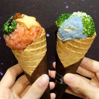 板橋人快衝！台中超夯「星球製造所」快閃Global Mall板橋車站，獨家聖誕限定星球搶先曝光。