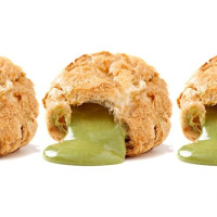 淡水人搶先開吃！拉提莎強勢插旗「淡海美麗新廣場」，獨家推出「宇治抹茶泡芙」只在這裡搶先吃得到。