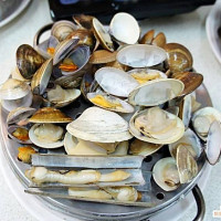 滿到視覺感炸裂！5間台北超高CP值「浮誇系蛤蜊」，讓台北人就算痛風也甘願！