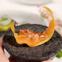 堪稱全台最好玩米其林餐廳「TABLE by Yoji Tokuyoshi」！快閃倒數60天就回義大利，錯過只能自己買機票去吃。