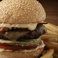 台北101春天美食新登場！Sweet Tea經典漢堡連約翰屈伏塔也屈服了！