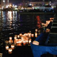 《基隆》鷄籠中元祭彩繪水燈施放 為台灣祈福！