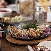 有一種太多異國美食吃不完的感覺。 Chili’s五款限定法士達料理，用墨西哥風味狂歡一夏吧！