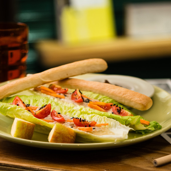 文魚走馬 (原Taipei 吃書喝東西)