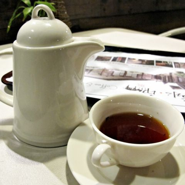 活水．印象咖啡館