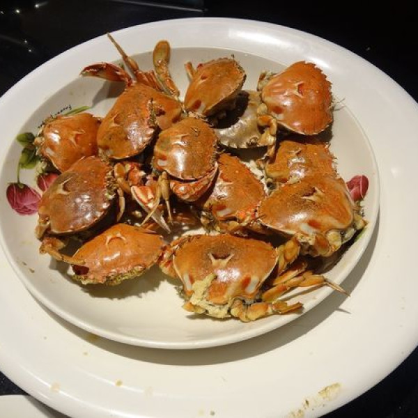 港龘港式自助百匯