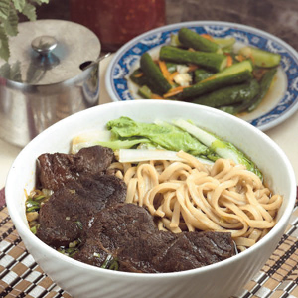 夯園牛肉麵館