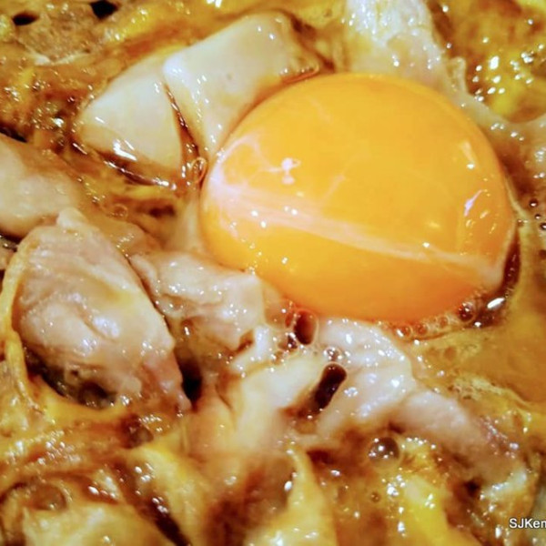 「鳥開親子丼」台北信義威秀期間限定店