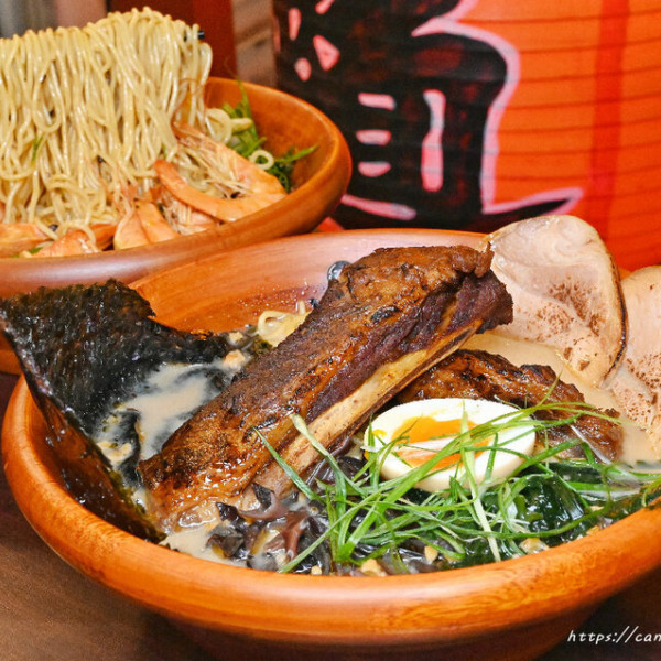 頑者炙り焼ラーメン-榮華店