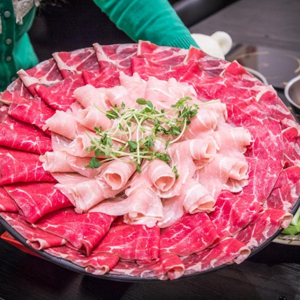 麻六味鍋物中壢店